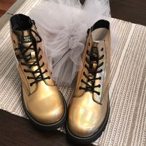🌟Gold Combat Boots 🌟